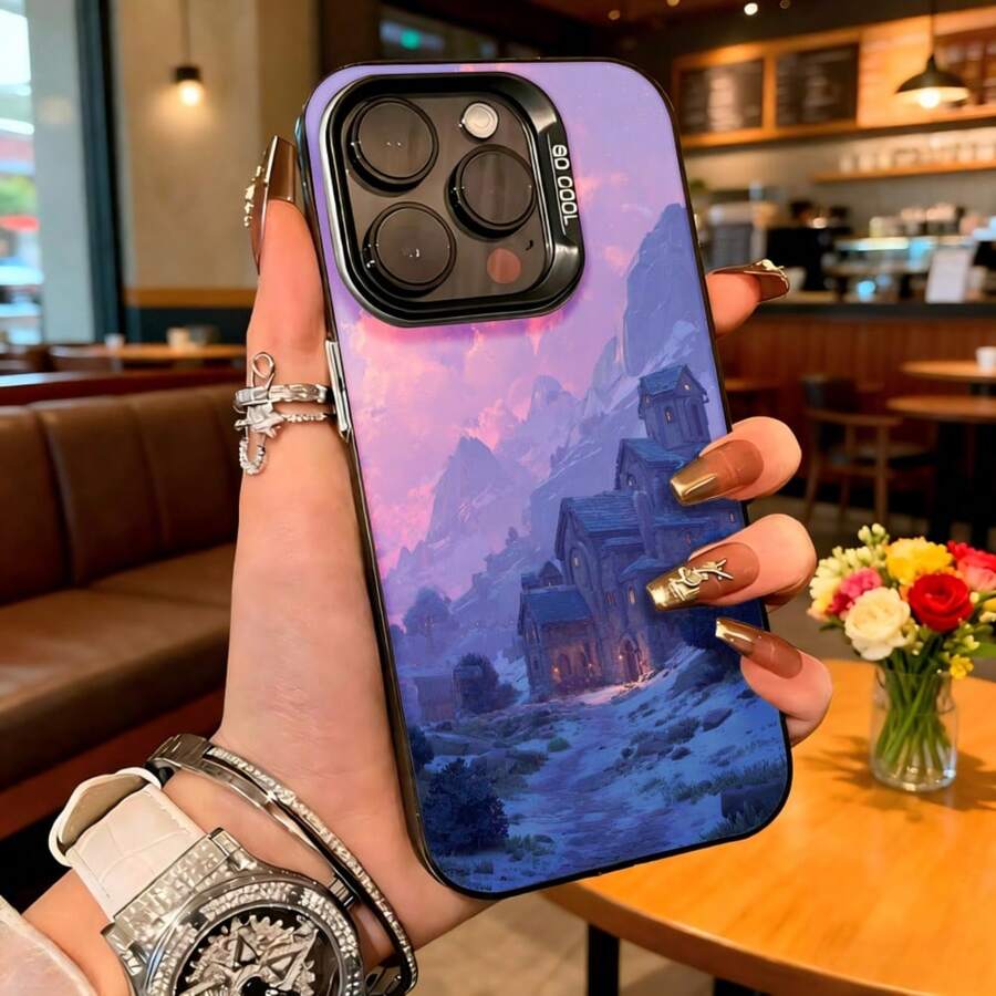 Cubierta de telefono con diseño de paisaje montano violeta y casa encantada para iPhone 14 Pro Max en color morado ideal para uso diario en cafeterias y salas de estar - Negro - Ver 1