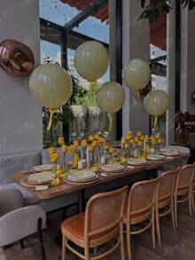 50.8厘米透明泡泡气球和45.72厘米乳胶气球，配蝴蝶结装饰套装，适用于生日派对、求婚、婚礼室内/室外装饰、毕业典礼和开斋节庆祝活动。 - 彩色 - 查看 9