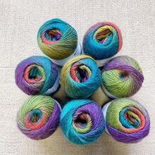 1包400克（8卷/1600码），高品质100%澳大利亚渐变染色针织纱线，适合手工DIY编织披肩、毛衣、围巾、钩针帽子和袜子，柔软亲肤的冰岛针织纱线 - 彩色 - 查看 28