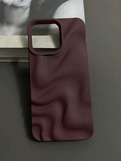 Apple Brown 1pc Y2K Silicone Matte Asymmetrical 3D Wave Texture Minimalist Solid Color Shockproof Phone Case, Compatible With IPhone 15/15 Pro Max/15 Pro/15 Plus/11/12/13/14/16 Pro Max/XS/XR/11 Pro/11 Pro Max/12 Pro/12 Pro Max/13 Pro/13 Pro Max/7 Plus/14 Pro/14 Pro Max/14 Plus/16 Pro/16 Plus/7 Plus/8 Plus/8/SE2, Black/Pink/Burgundy/Blue Waterproof Anti-Fall Scratch Resistant