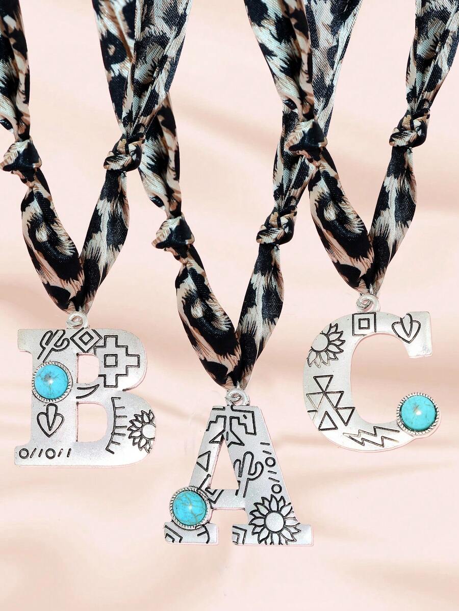 西部乡村风格复古绿松石装饰字母吊坠豹纹祭祀项链（女士款） - 西部 - 查看 1