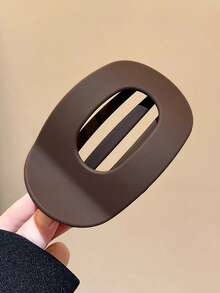 3件套女士9.5厘米/3.74英寸卡其色、深咖啡色、黑色超大轻便塑料发夹，优雅简约设计，适合日常佩戴、休闲、派对、工作、发型设计、洗脸、化妆等场合，可作发夹、发爪、发卡、发夹、发卡、头饰、发卡使用。 - 彩色 - 查看 12