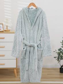1pc Women Student Solid Color Jacquard Coral Fleece Soft Absorbent Warm Casual Home Cute Hooded Bathrobe Bath Robe Morning Robe Long Robe Loungewear Bathing Swimming Travel Personal Use Gift - Multicolor - View 15