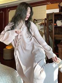 Retro Bathrobe, Spring-Themed Embroidered Bathrobe, Floral Bathrobe, Loose-Fitting Long-Sleeved Casual Loungewear/Pajamas. - Multicolor - View 4