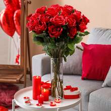 40支仿真玫瑰花束，丝绸假花，逼真长茎玫瑰，适用于婚礼装饰、新娘送礼会中心摆件、花艺布置、派对家居餐桌装饰、生日、周年纪念、节日等场合。 - 紅色 - 查看 3