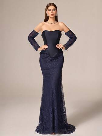 Elegant lyxig midnattsblå axelbandslös utsvängd lång spetsklänning för kvinnor, med kontrasterande meshdetaljer och avtagbara långa ärmar