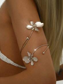 1件镂空花卉双头银合金手链，简约优雅时尚手链，适合作为母亲节礼物、派对、宴会和日常佩戴。 - 銀色時尚花臂環 - 查看 2
