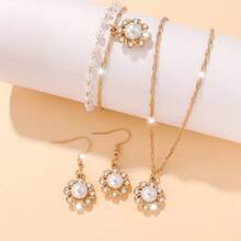 4 piezas Conjunto de joyería de moda, incluye collar con colgante de flor de rhinestone, aretes, pulsera apilable, adecuado para uso diario y regalos festivos