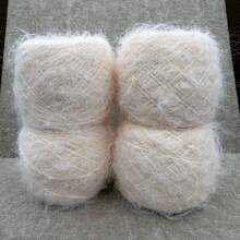 4 حزمة من خيط الصوف المخلوط بالألباكا - 760م/832 ياردة، سمك متوسط، خيط ناعم طويل الألياف، مناسب لصناعة الأوشحة والسترات الدافئة | مجموعة صوف DIY ناعمة للحياكة والكروشيه، مخلوط بالنايلون، متين - لون القرنفل - مشاهدة 2