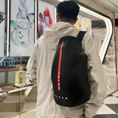 Prada Ocean Luna Rossa Unisex Large Capacity Shoulder Bag, Fashion Brand Design Shoulder Bag, Durable Nylon Material, Suitable For Daily Sports, Fashionable Casual Crossbody Bag, Spacious Interior, Stylish Color Blocking Design, Essential Item For Luxury Fashion Enthusiasts, Also Suitable For Gym, Commuting And Vacation
