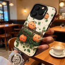 Funda para teléfono con patrón de jardín de calabaza blanca con hojas verdes y valla de madera para  14 Pro Max,  13 Pro,  Galaxy S23 Ultra, S22 Plus, opción de regalo ideal para todas las estaciones - Plateado - Ver 3