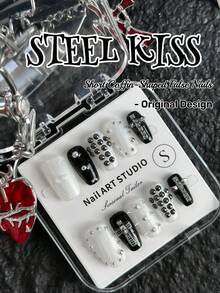 10片装手工朋克风亚克力美甲套装，中号方形假指甲，透明指甲，纯白法式甲片，美甲，重金属朋克风格，十字架和回形针元素，各种铆钉和透明白色，高端性感少女风美甲用品手工按压式指甲 - 彩色 - 查看 22