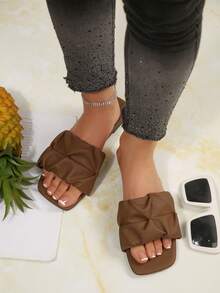 Women's Fashion Pleated Strap Square Toe Casual Versatile Outdoor Beach Sandals, Solid Color Flat Slippers - Rust Brown - View 6
