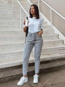 Women's Mom Jeans, High Waist, Premium Style, Elegant And Comfortable For Parties, Work, And Everyday Wear - Light Grey - View 4