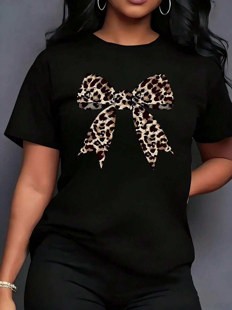 Leopard Print Bow Graphic 1 Pcs Women's Plus Size T-Shirt Funny Oversized Graphic Short Sleeve Tee Novelty 100% Polyester Shirt Casual Crew Neck Top 220g - 黑色 - 查看 1