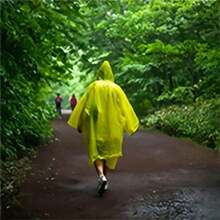 Random Color Disposable Raincoat Keychain, Portable Emergency Raincoat Poncho, Suitable For Hiking And Camping, Unisex Plastic Raincoat, Disposable Raincoat, Compressed Thickened Waterproof Spherical Raincoat, Convenient For Outdoor Travel, Sports, Fishing, Camping, Cycling And Other Outdoor Activities. - Multicolor - View 6