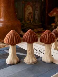 Artistic Mushroom Silicone Mold - 3D Stereo Texture, Autumn Forest Theme | Reusable | For DIY Candles, Resin Ornaments, Gypsum Decor & Desktop Displays | Perfect For Home Ambiance, Holiday Decor & Handmade Gifts