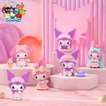 官方三丽鸥“美乐蒂”睡衣人偶套装 - 手工娃娃装饰收藏！可爱的卡通睡衣设计，精致的缝纫工艺，精湛的制作工艺 - 非常适合摆放在办公桌、家居、卧室、书架上，也是动漫迷收藏的理想之选！是送给美乐蒂粉丝、可爱装饰爱好者和所有年龄段动漫迷的绝佳生日、圣诞节、复活节和节日礼物！ - 彩色 - 查看 2