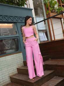 Conjunto Pantalona Calça Cargo e Cropped Infantil e Juvenil Tecido sensorial marrant Ajustavel Fresco Detalhes de Bolsos Cargo e Fivelas Laterais 08 a 16 anos Conjunto Para Festas ou Passeio - Rosa Bebê - Visão 7