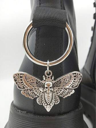 1 Pair Vintage Silver Punk Street Style Halloween Alloy Skull & Moth Pendant Shoe/Boot Decoration, Stylish DIY Accessory