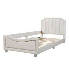 Beds - Beige + Massivt trä - Visa 8