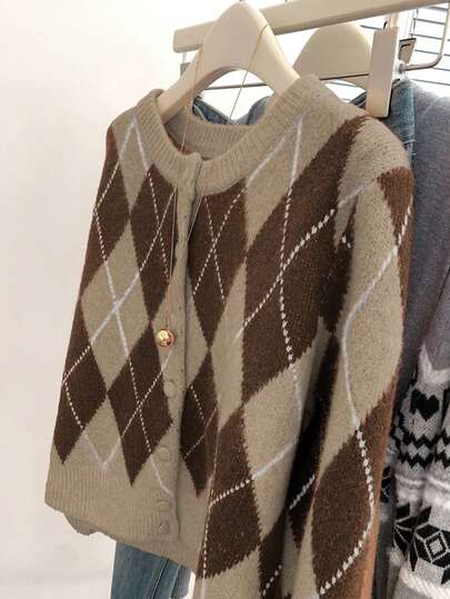 Women's Elegant Chic Minimalist Daily Commute Colorblock Diamond Plaid Single-Breasted Round Neck Long Sleeve Cropped Knit Cardigan Sweater, Women's Winter Sweater, Autumn, Christmas Cardigan, Women's Halloween, Women's Thanksgiving, Party Top, Graceful Casual Sweater, Diamond Pattern Knit Sweater Vacation