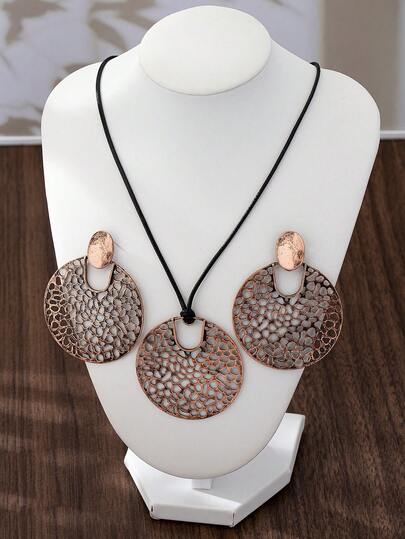 3pcs/Set Vintage Geometric Hollow Jewelry Set, Including Necklace & Earrings, Suitable For Women's Daily, Party, Travel Or Gift