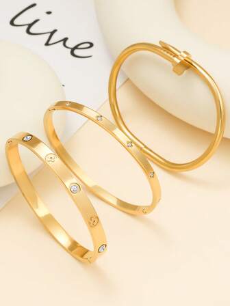 سوار من الفولاذ المقاوم للصدأ مرصع بالراين بتصميم أربع أوراق البرسيم الأنيق، مناسب للنساء للارتداء اليومي