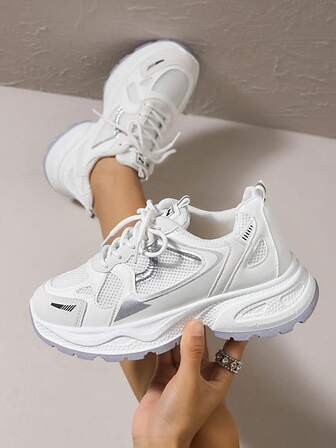 1 Pair Women's Thick Sole Chunky Sneakers, All Season, Flat Mesh Round Toe Versatile White Casual Shoes, Outdoor Lace-Up Fashion Athletic Shoes