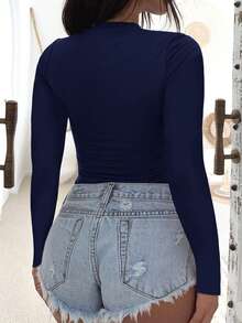 Vaiaye 女士加大码修身V领性感长袖Y2K春夏针织上衣，纯色V领T恤，适合情人节穿着