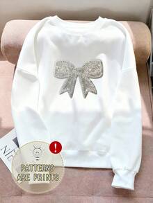 Ein schicker weißer gestrickter Pullover mit Schleife und Perlenakzenten - perfekt für Herbst/Winter oder als liebevolles Muttertagsgeschenk! - Weiss - Übersicht 1