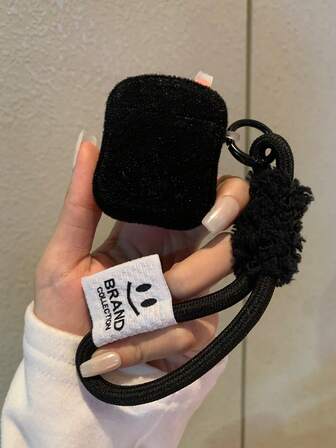 1个黑色笑脸短毛绒耳机套，秋冬季