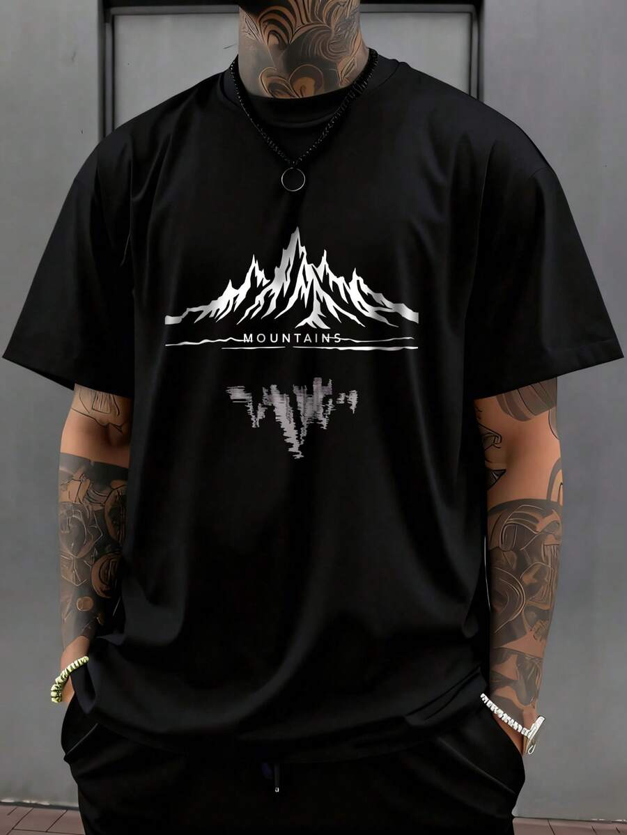 男士圆领短袖T恤，饰有风格化的山脉印花，休闲舒适轻便，适合夏季穿着。 - 黑色 - 查看 1