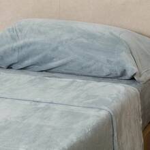 Tramas+ Jogo de lençóis de lã coral cinza pérola para camas de 90, 135, 150 e 180 cm - Macio e quente para o inverno, ideal para dormir com conforto e estilo - Design multicolorido para embelezar seu quarto - Material hipoalergênico, perfeito para peles sensíveis - Adiciona estilo e funcionalidade com resistência e durabilidade. - CINZA PÉROLA - Ver 4