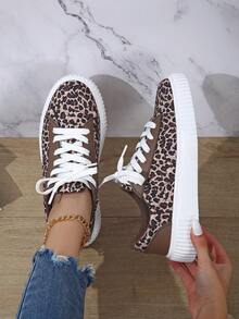 Trending Chic Black & White Leopard Print Soft Bottom Comfortable Retro Women Shoes - White Leopard Print - View 11