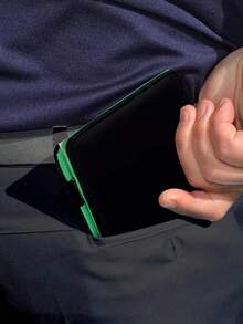 Wielofunkcyjny uchwyt na karty wyników golfowych i organizer na książki do pomiaru odległości z miejscem na długopis – trwałe przegródki na karty wyników, ergonomiczny uchwyt, kompatybilny z kartami wyników pól golfowych – odpowiedni dla golfistów, na turnieje i treningi – akcesorium do torby golfowej (zielono-czarne) – idealny prezent na Boże Narodzenie, Wielkanoc, Nowy Rok i Dzień Niepodległości – zawiera długopis golfowy i karty wyników – trwały i przenośny akcesorium golfowe