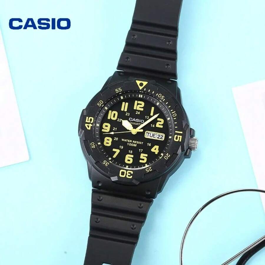 Casio 卡西欧男士户外模拟腕表，黑色表盘搭配树脂表带，100米防水，厚度11.6毫米，运动和街头服饰的完美之选 MRW-200H-9B - 均碼 - 查看 1