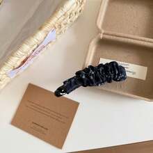 1 Vintage Pleated Fabric Hair Claw Gentle Temperament Floral Texture Versatile Banana Clip Commuting Versatile Lazy Style Hair Accessory - 藍色小號 - 查看 5