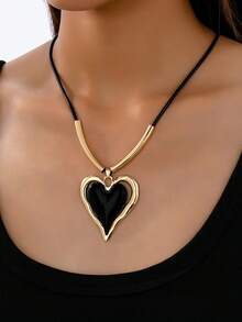 1pc Retro Unique Design Black Heart Pendant Necklace, Versatile For Women Casual, Party Wear Or Gift - Multicolor - View 7