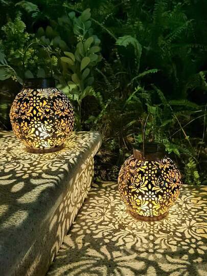 1PC Vintage-Style Solar LED Lantern With Handle - Outdoor Hanging Light For Garden, Patio & Lawn Decor