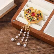 An Original Chinese-Style Glazed Tassel Hollowed-Out Peace Lock Brooch By A Lady, A Festive New Year Flower-Pressed Lapel Brooch Clasp - Nhiều màu - Xem 6