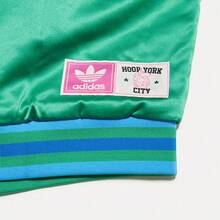 Adidas Áo khoác bomber satin phối màu thời trang xuân thu cho cặp đôi, áo khoác cổ đứng thường ngày IT9953 - Bãi cỏ xanh nhạt - Xem 5