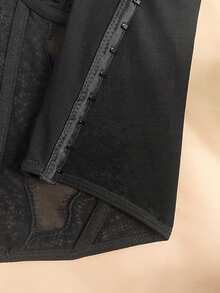 Bonmuse Fashionable Seamless Spaghetti Strap Bra, Sexy Fitted Strapless Lace Camisole Crop Top - Black - View 9