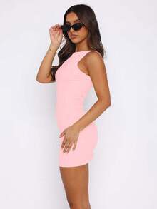 无袖纯色极简性感修身迷你连衣裙，尽显性感魅力，女士轻盈夏季连衣裙，适合海滩度假派对、俱乐部、街头约会、圣诞节新年等场合，优雅百搭。 - 粉色 - 查看 6