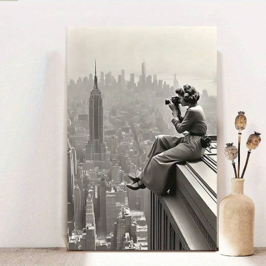 Framed Black & White Vintage Photography Canvas Wall Art | Minimalist Modern Decor, NYC Skyline Poster With Woman Taking Photos, High-Quality Ink Print For Living Room, Bedroom - 彩色 - 查看 1