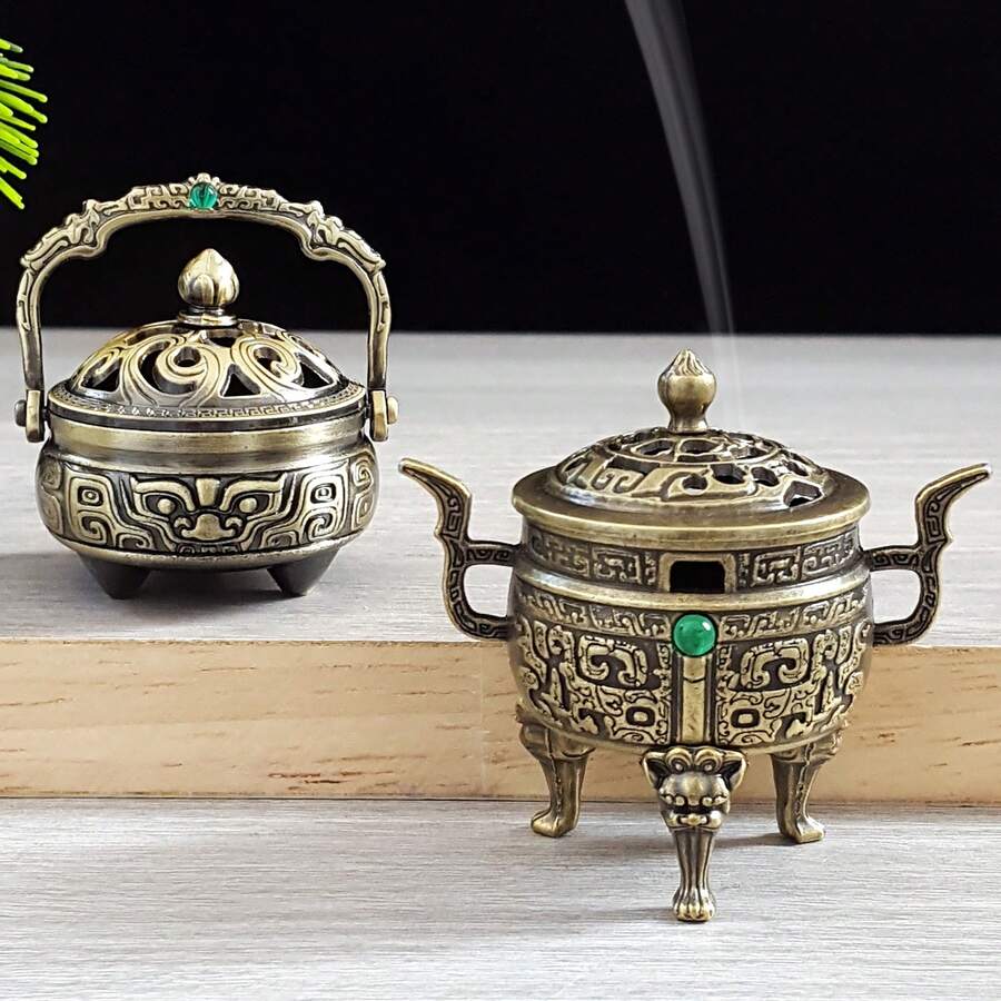 1 pièce Brûleur d'encens Tianyuan Ding, brûleur d'encens avec poignée, sculpture exquise, brûleur d'encens en alliage avec décoration de pierres précieuses, décoration de parfum de bureau créative, aromathérapie pour la chambre, cadeau de pendaison de crémaillère pour les amis