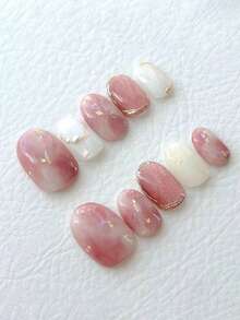 10 móng giả dán thủ công nguyên chất, móng ngắn, móng oval, màu hồng, kiểu dáng nhẹ nhàng và thanh lịch, hiệu ứng chuyển màu hồng nhạt, đường kẻ vàng vẽ tay, trang trí lá vàng, móng giả hình trái tim dễ thương và ngọt ngào dành cho phụ nữ và bé gái, thích hợp sử dụng trong các lễ hội mùa xuân, hè, thu, đông và sinh hoạt hàng ngày. - Hồng - Xem 2