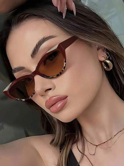 1副女士猫眼框时尚眼镜，时尚休闲有色眼镜，轻便，是音乐节和户外活动的时尚配饰