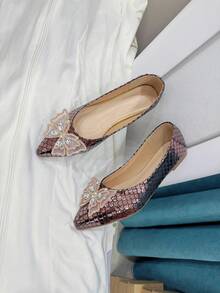 1双时尚金属鱼鳞纹平底鞋，饰有蝴蝶水钻，精美派对舞鞋，适合各种节日和场合。 - 銅色 - 查看 11