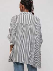 孕妇时尚翻领条纹涤纶衬衫，七分喇叭袖，前襟纽扣设计 - 黑白條 - 查看 3